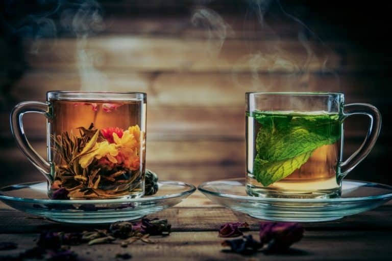 Храни и напитки за здрави зъби