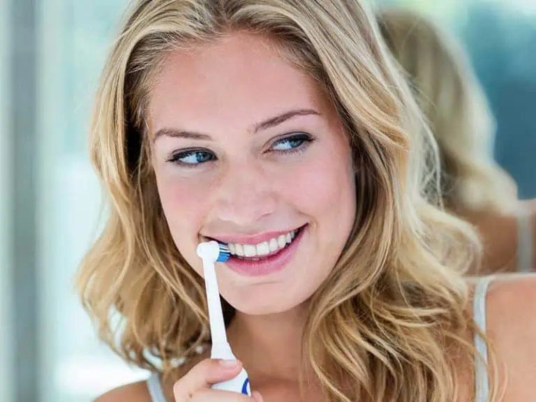 Какво разваля зъбите – навици, които вредят на денталното здраве