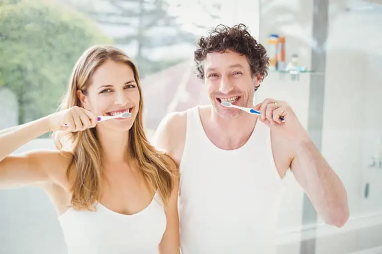 Правила за миене на зъби – не допускайте тези грешки