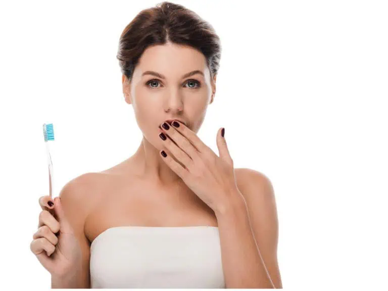 защо трябва да си мием зъбите